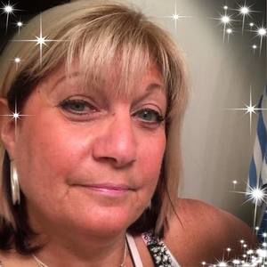Meet your Posher, Carol